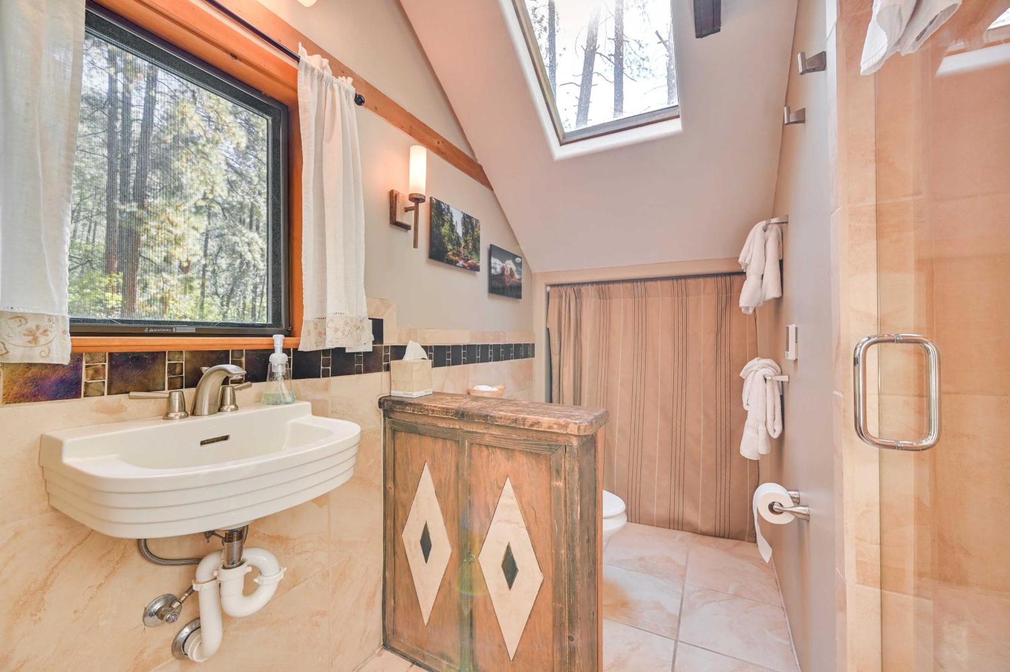 Peaceful Sedona Retreat With Patio And Mtn Views! Leilighet Eksteriør bilde
