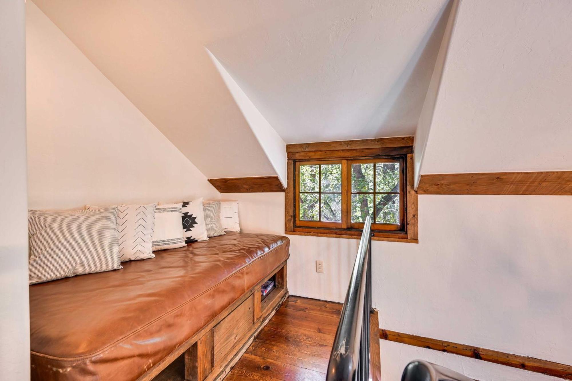 Peaceful Sedona Retreat With Patio And Mtn Views! Leilighet Eksteriør bilde