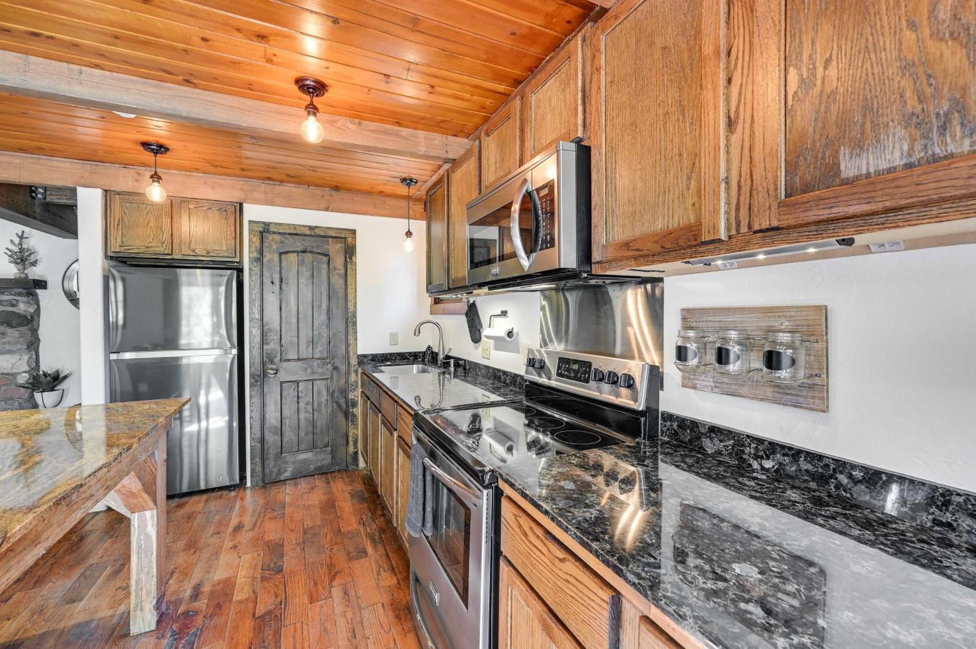Peaceful Sedona Retreat With Patio And Mtn Views! Leilighet Eksteriør bilde